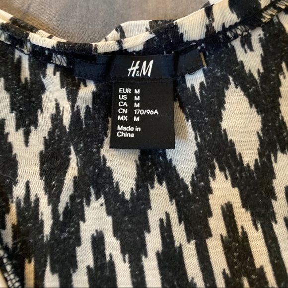 H&M Racerback Tank - Picture 4 of 6